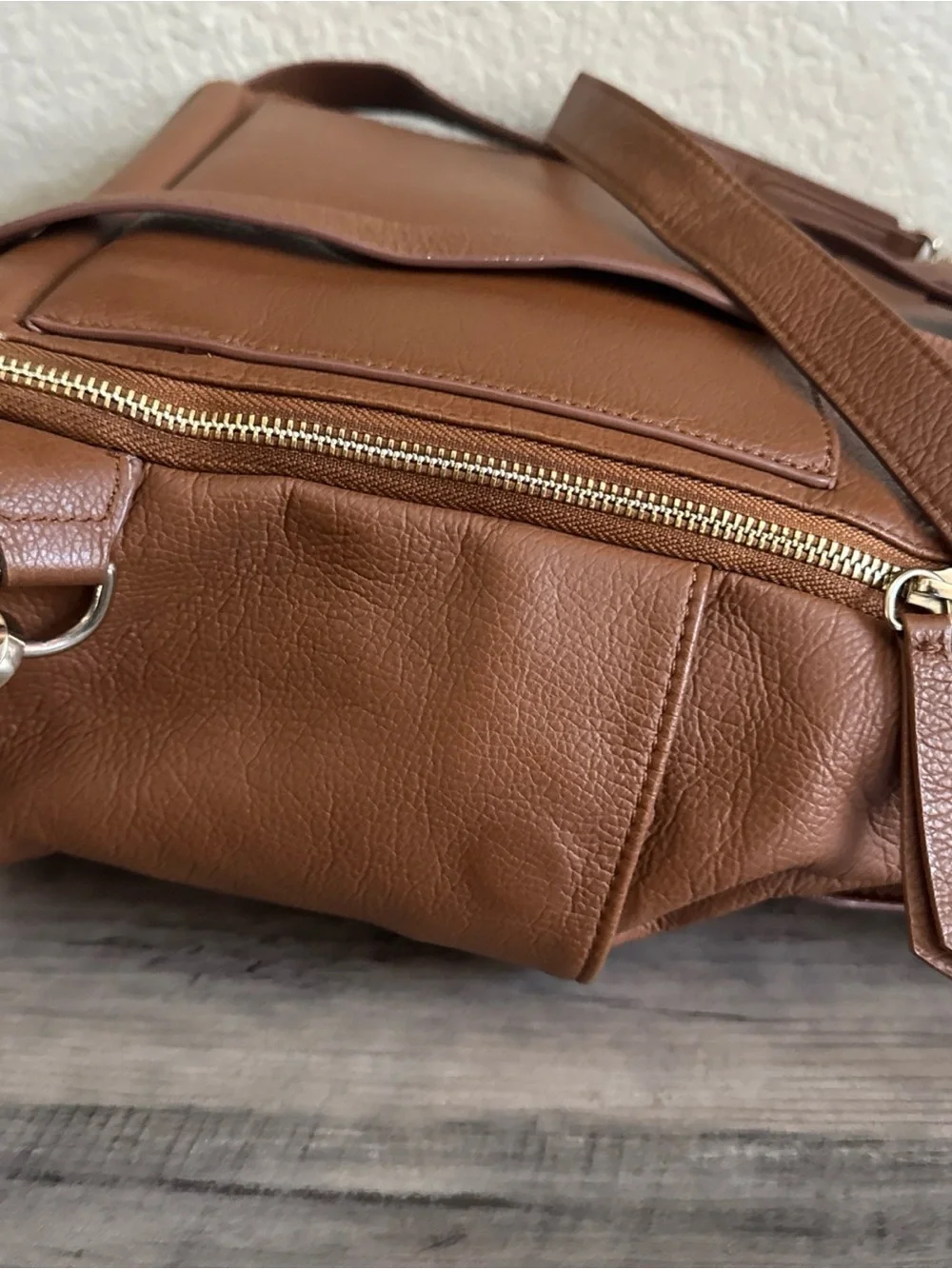 Mina Baie Los Angeles Full Vegan Kinney Sand Backpack Diaper Bag Shoulder Strap